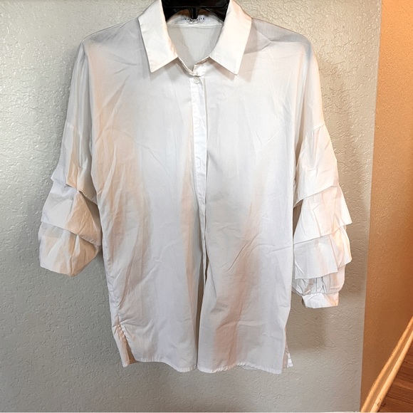 Socialite top - Picture 1 of 6